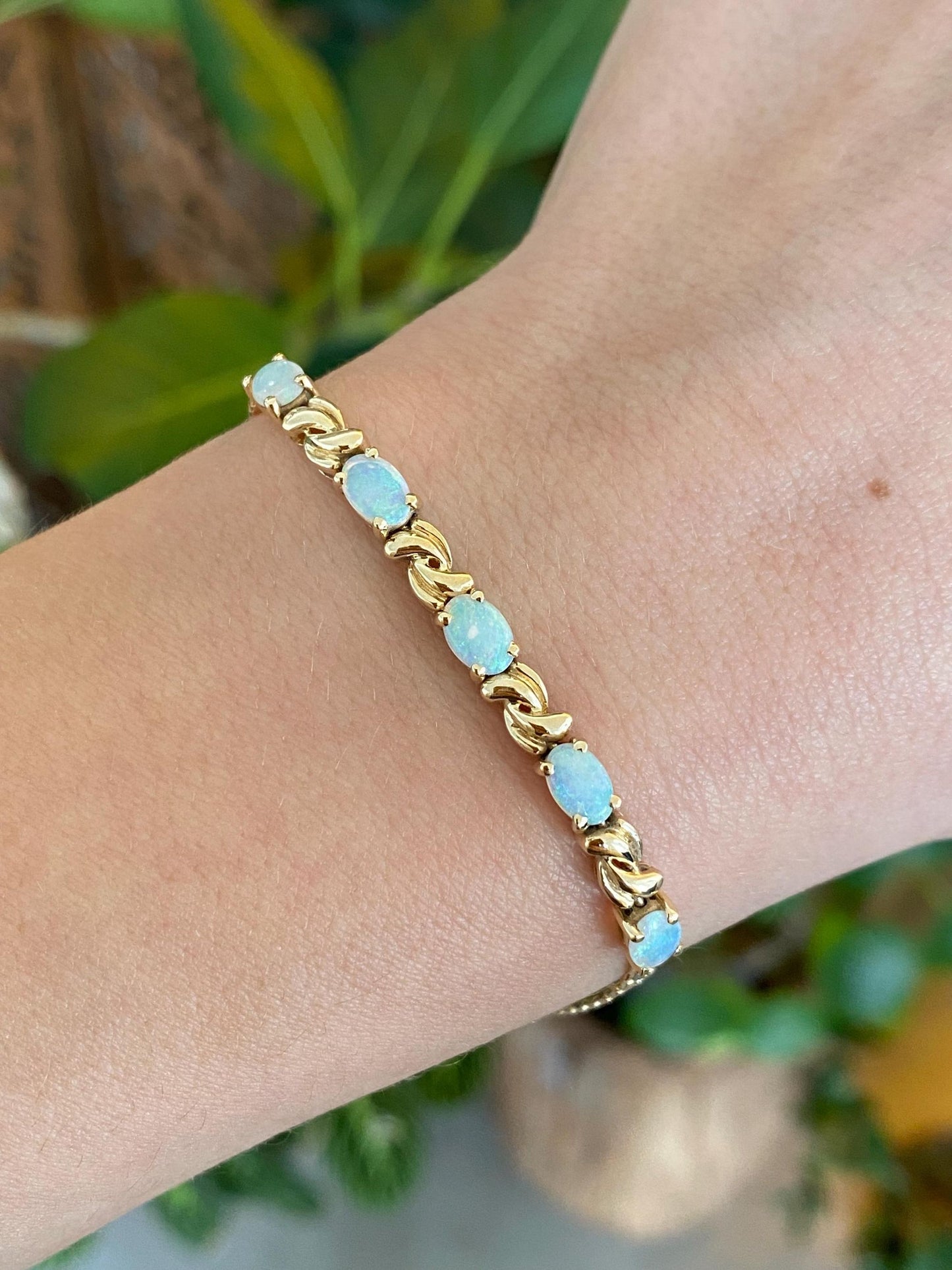 Vintage Solid 14k Yellow Gold Opal Flat Curb Chain Bracelet - 6.75 inches