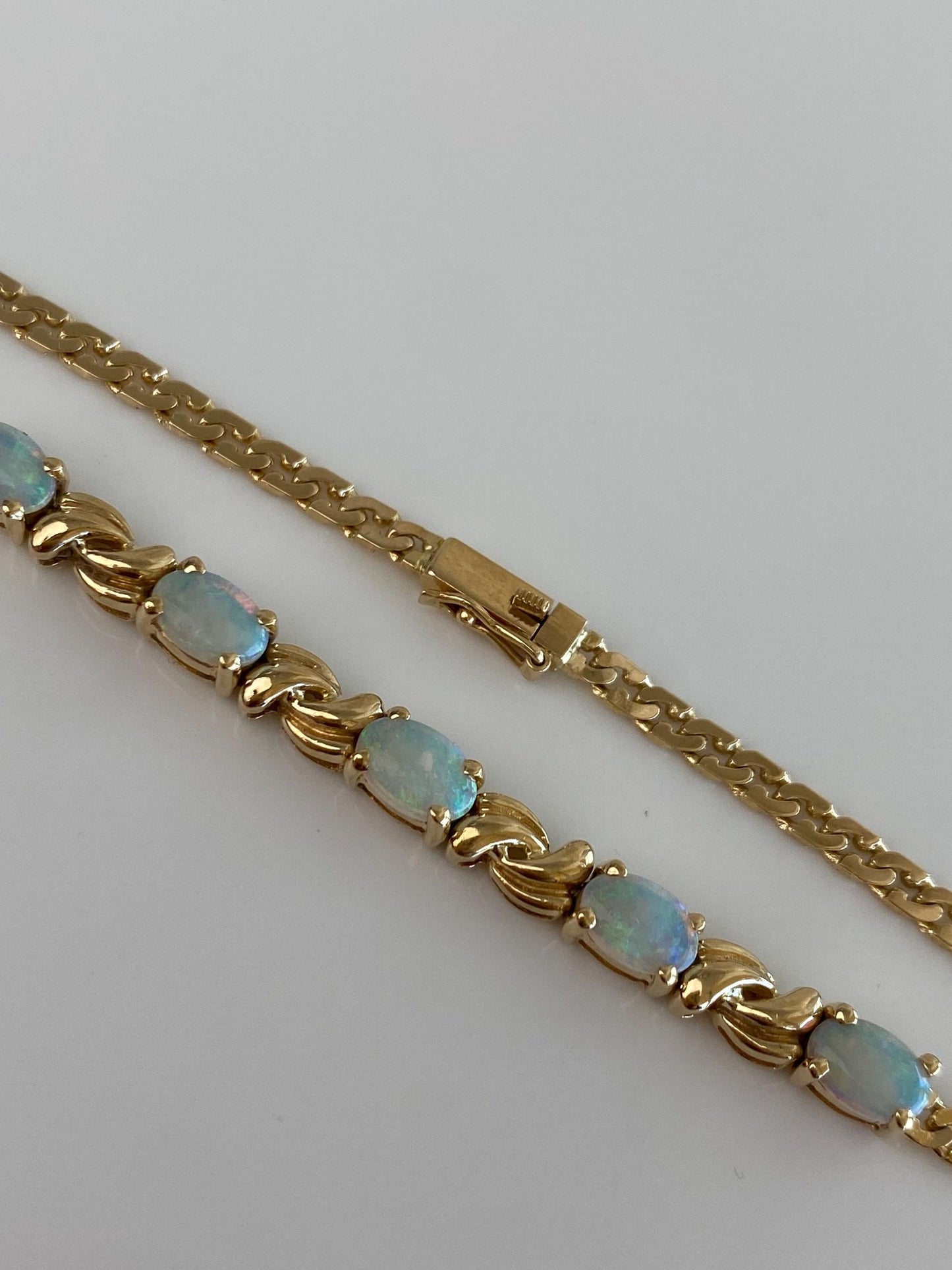 Vintage Solid 14k Yellow Gold Opal Flat Curb Chain Bracelet - 6.75 inches