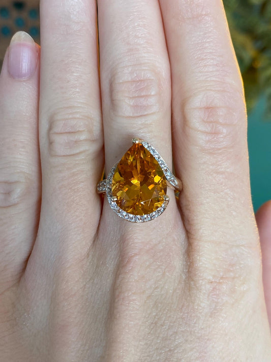 Vintage Solid 14k Yellow Gold Clear Spinel Citrine Ring - Size 8