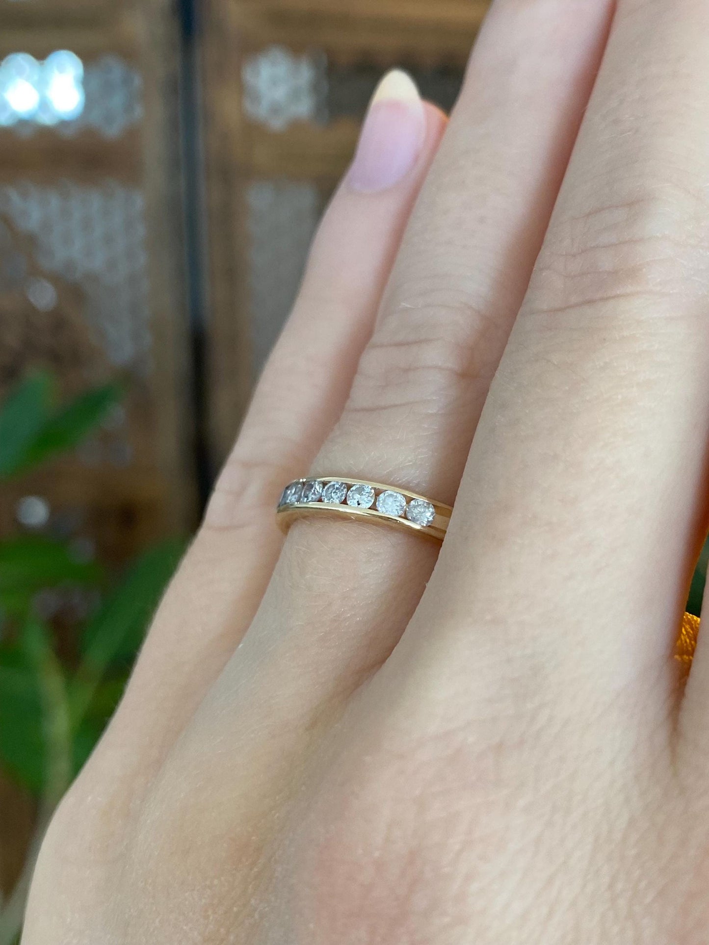 Vintage Solid 14k Yellow Gold Diamond Ring Band - Size 5.75