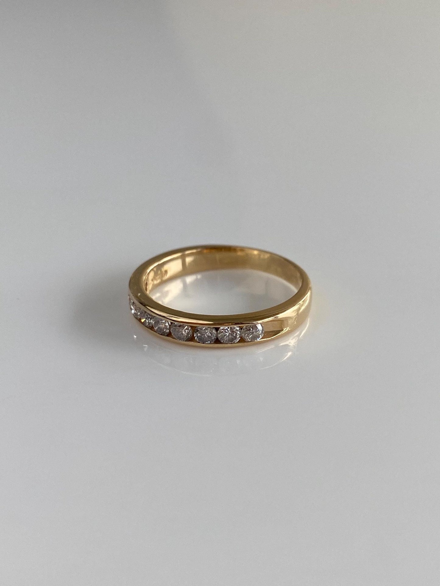 Vintage Solid 14k Yellow Gold Diamond Ring Band - Size 5.75