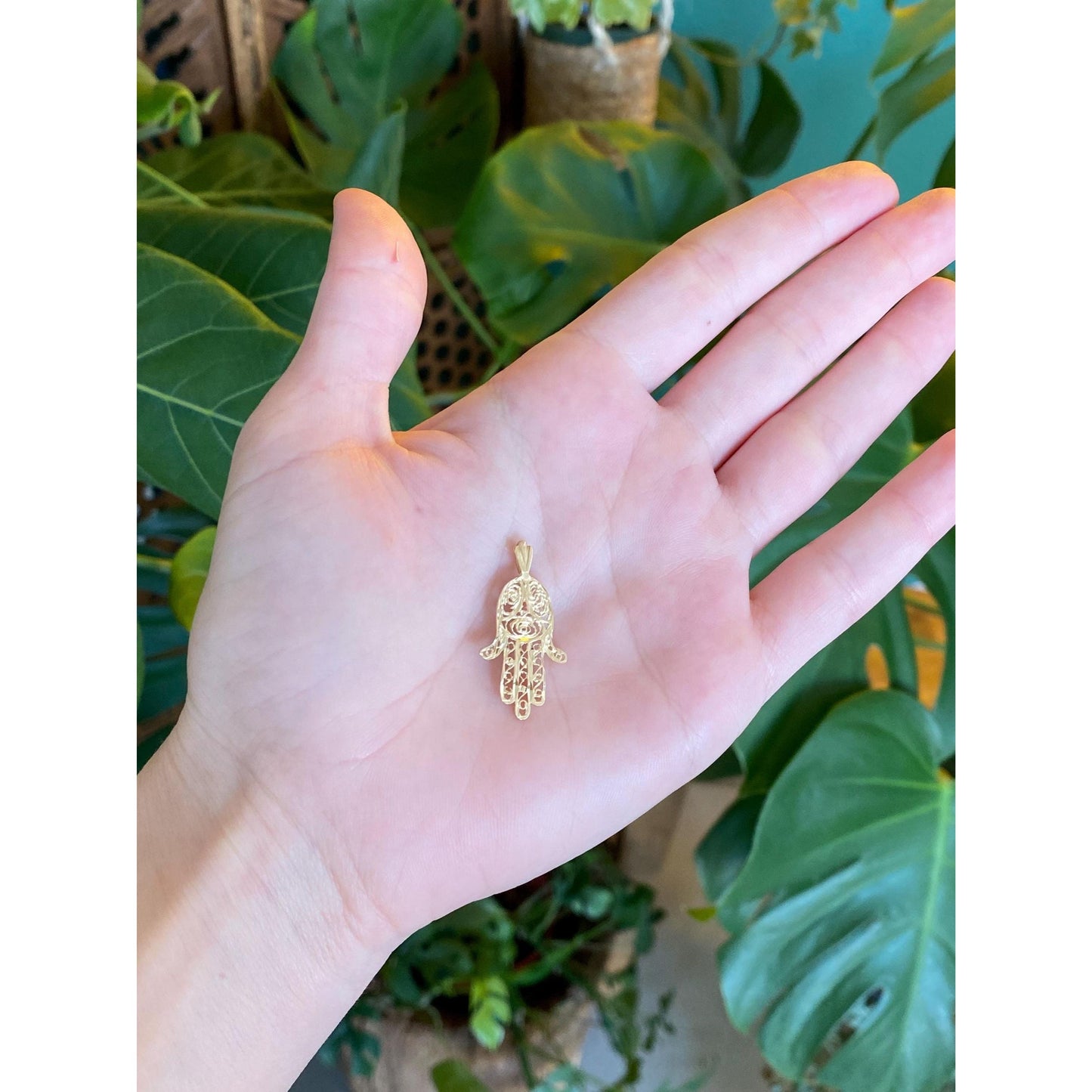 Vintage Solid 14k Yellow Gold Filigree Hamsa Hand Charm