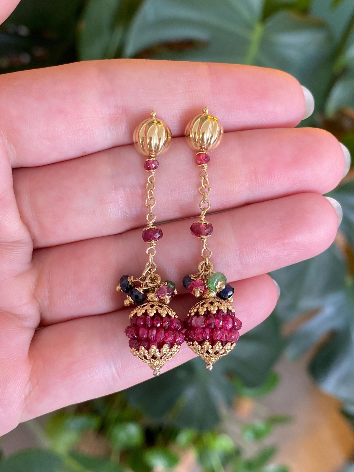 Vintage 18k Yellow Gold Ruby Emerald Blue Sapphire Beads Ball Dangle Stud Earrings