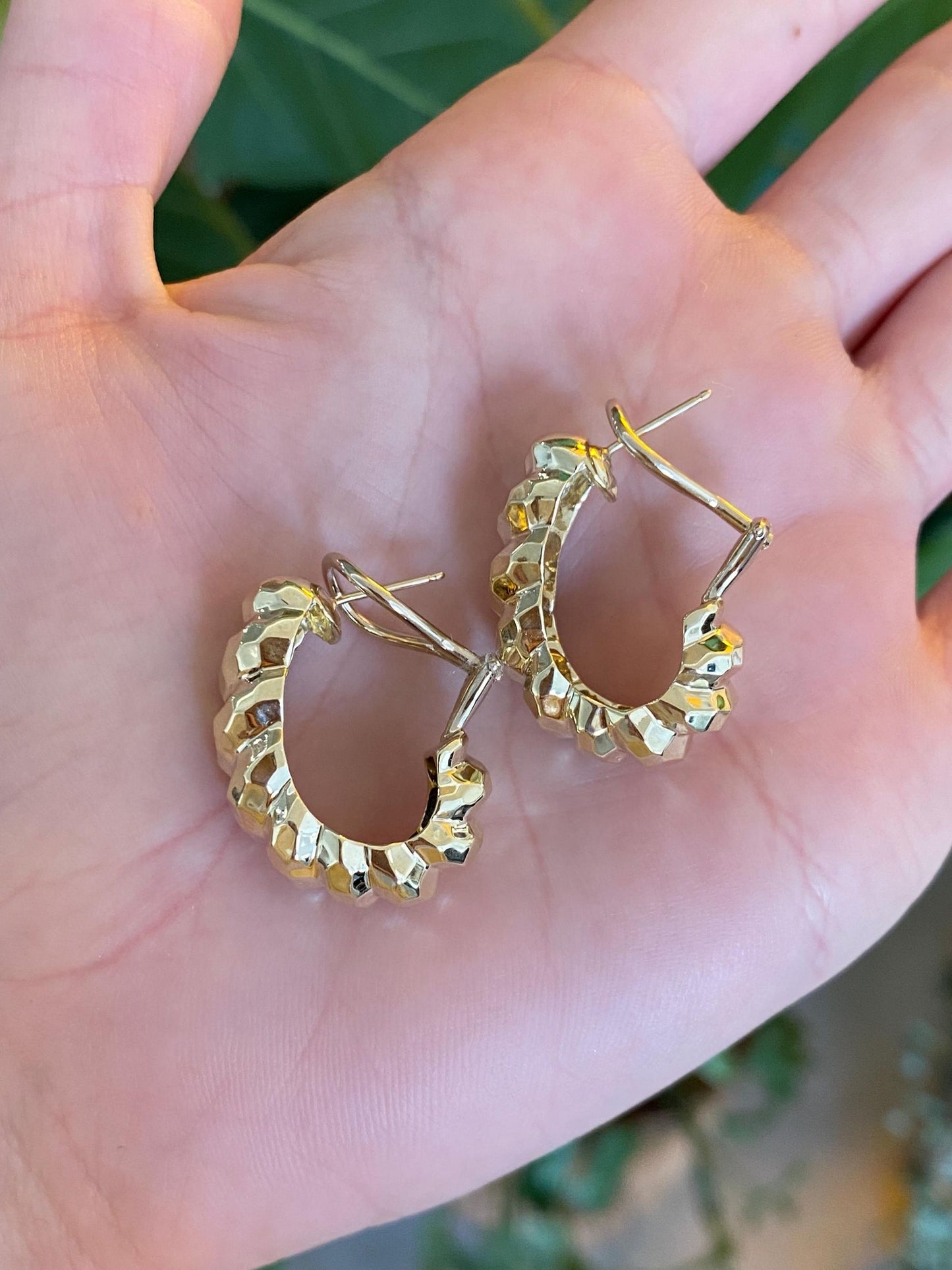 Vintage Solid 14k Yellow Gold Faceted Twist Drop Earrings