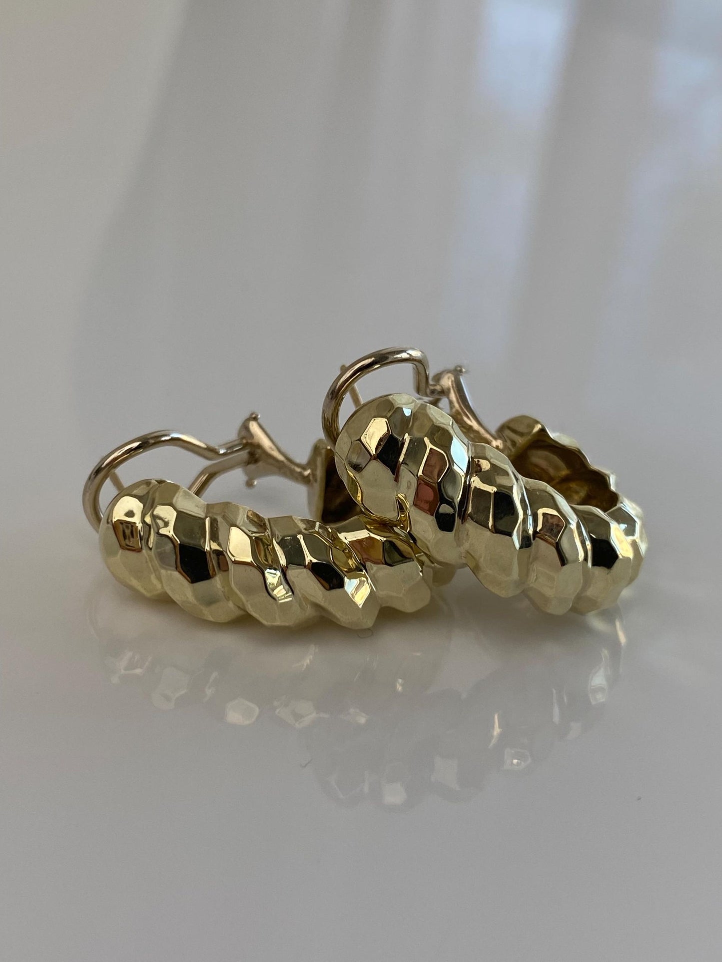 Vintage Solid 14k Yellow Gold Faceted Twist Drop Earrings