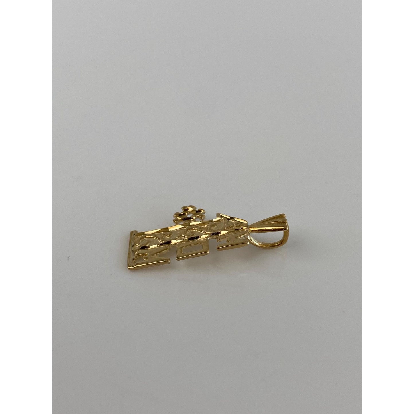Vintage Solid 14k Yellow Gold #1 Mom Charm