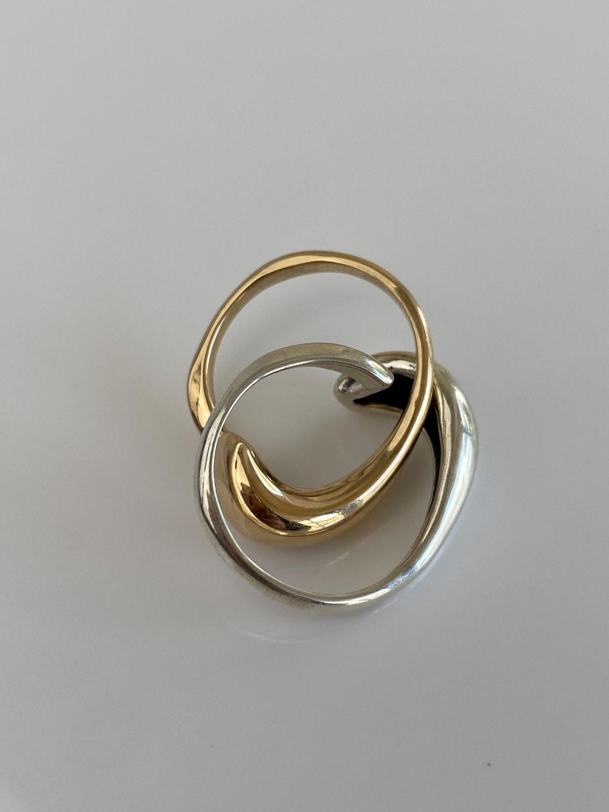 Vintage Solid 14k Yellow Gold & Sterling Silver Interlocking Twist Ring - Size 8.5