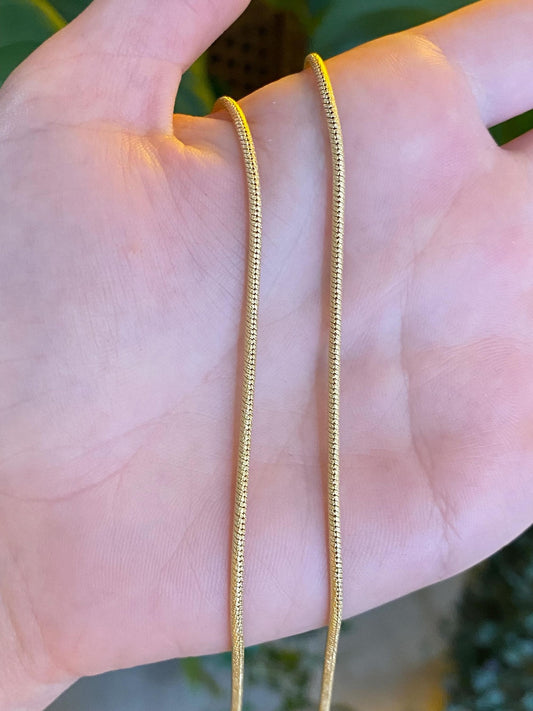 Vintage Solid 18k Yellow Gold Textured Snake Chain Necklace - 16.5 inches