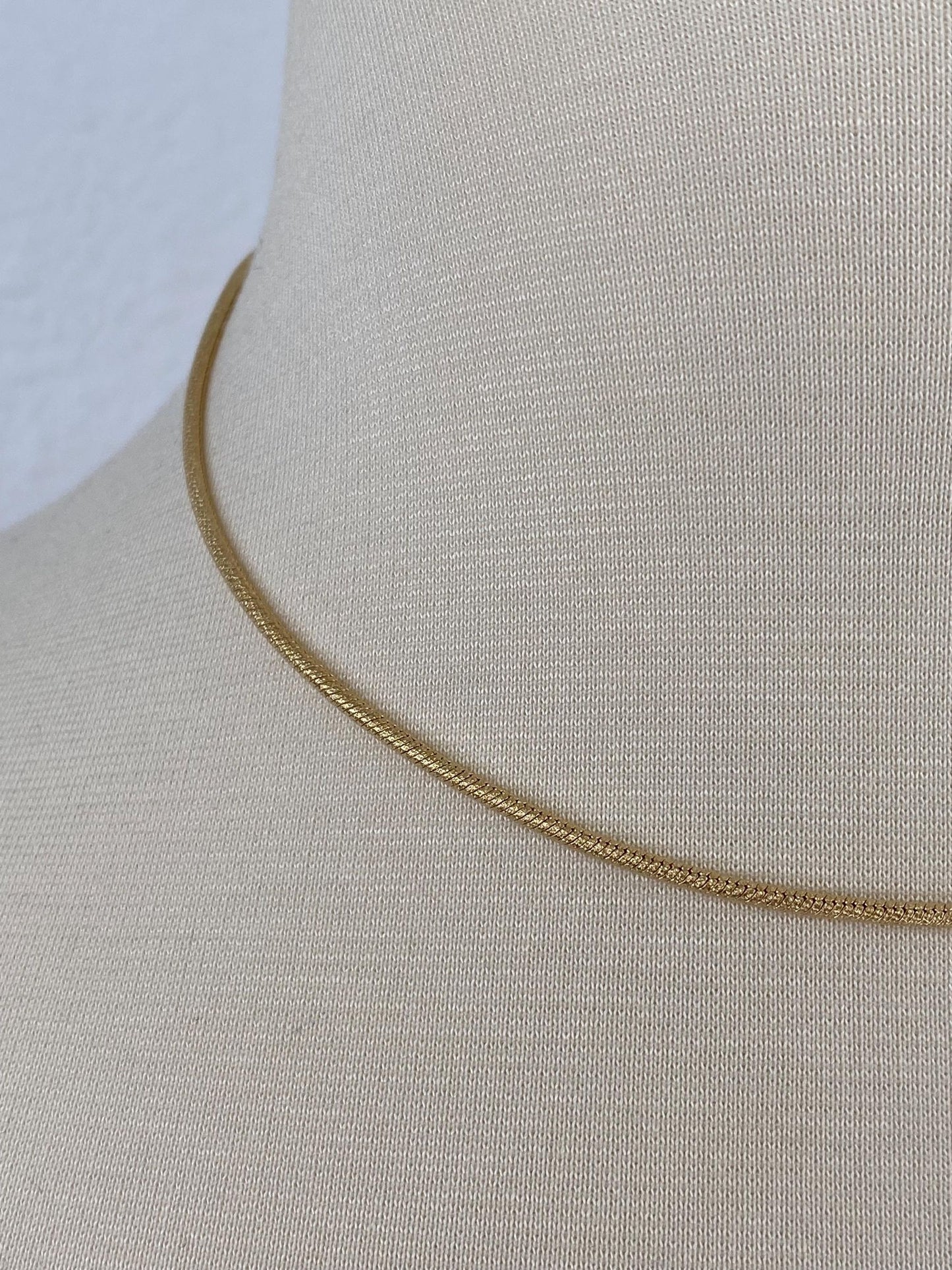 Vintage Solid 18k Yellow Gold Textured Snake Chain Necklace - 16.5 inches