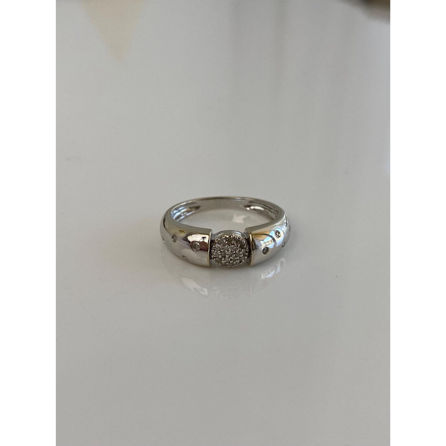 Vintage Solid 14k White Gold Diamond Cluster Dotted Ring - Size 6.75