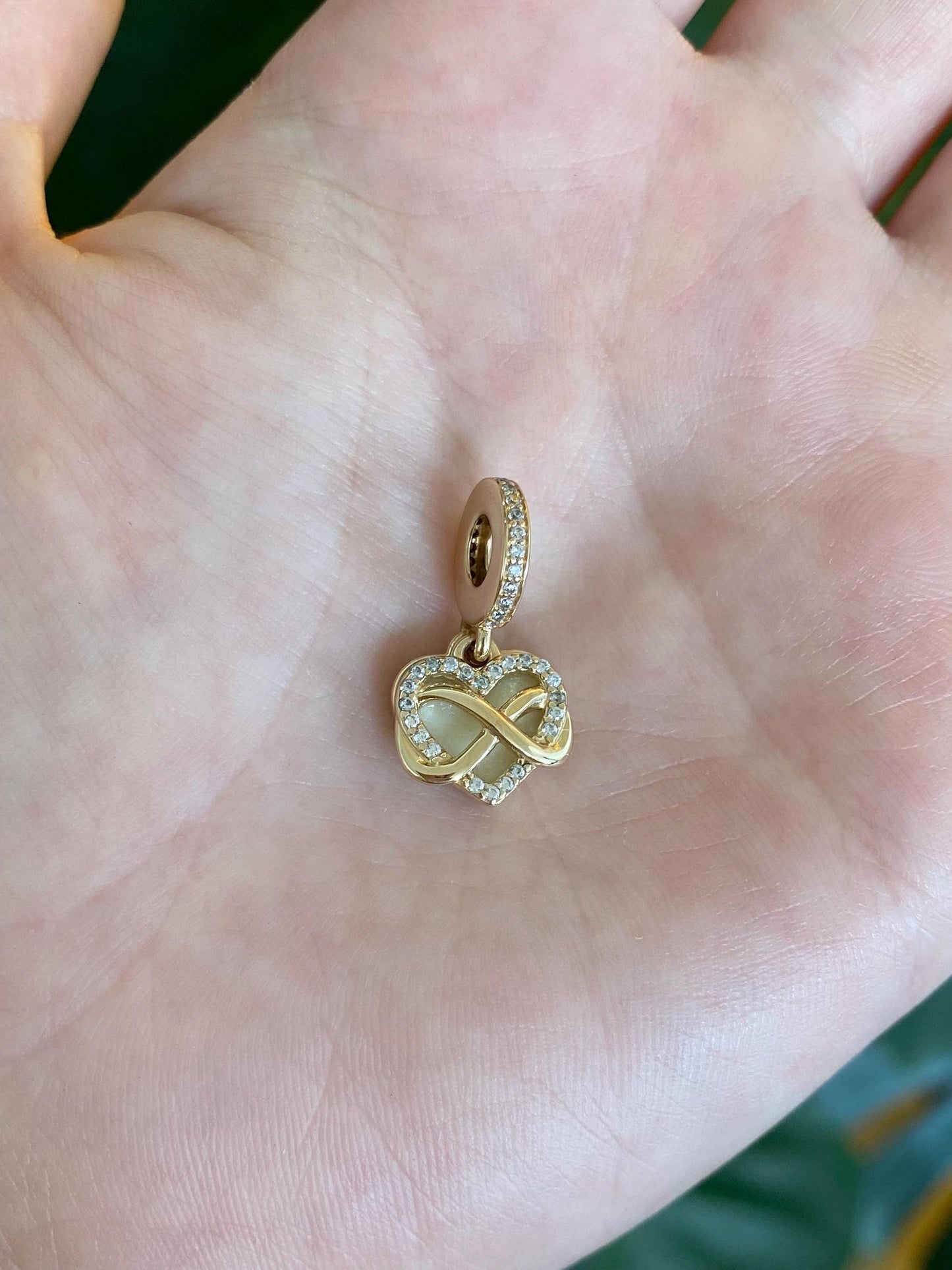 Vintage Solid 14k Yellow Gold Clear Cubic Zirconia White Enamel Hearts Charm