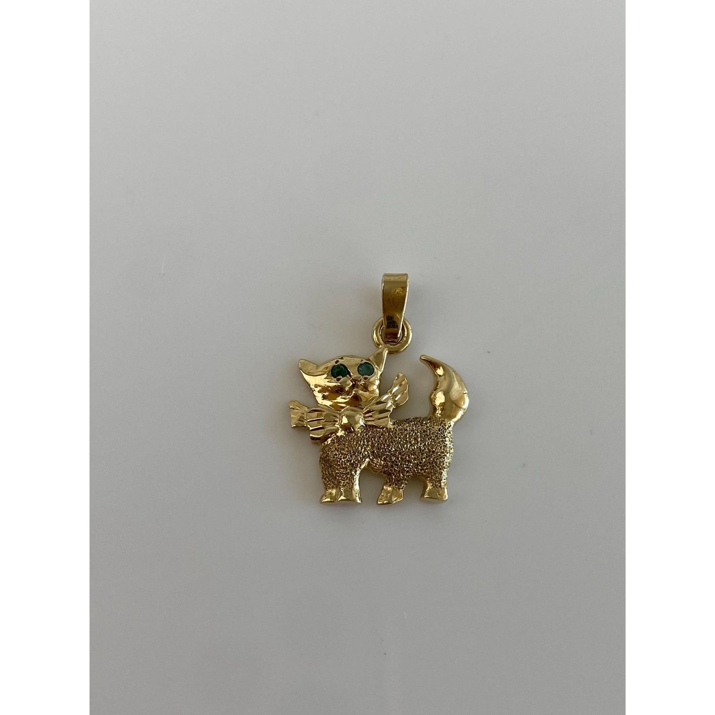 Vintage Solid 14k Yellow Gold Green Spinel Kitten Charm