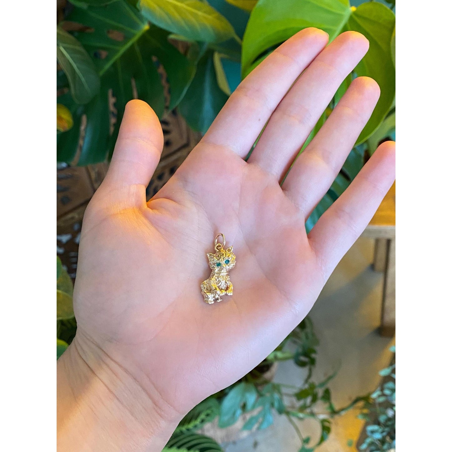 Vintage Solid 14k Yellow Gold Emerald Kitten Charm