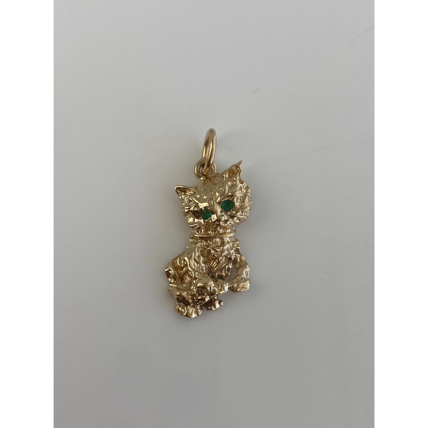 Vintage Solid 14k Yellow Gold Emerald Kitten Charm