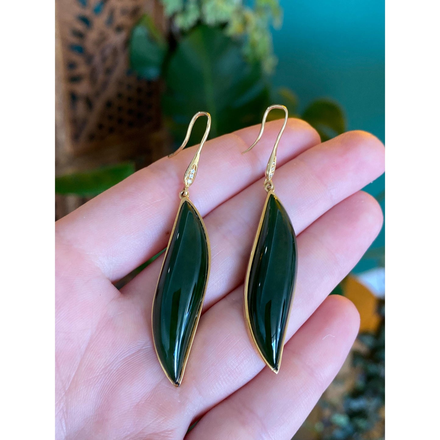 Solid 18k Yellow Gold Nephrite Jade & Diamond Drop Earrings