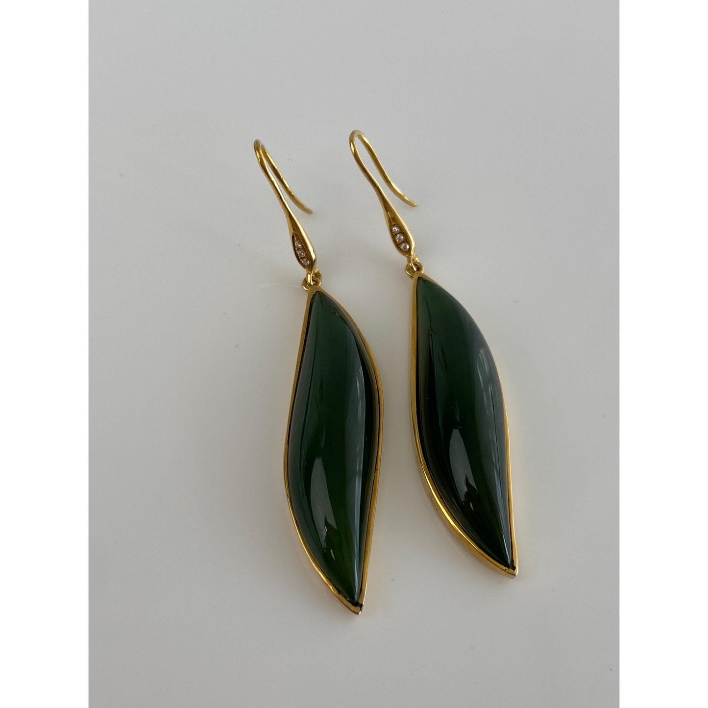 Solid 18k Yellow Gold Nephrite Jade & Diamond Drop Earrings