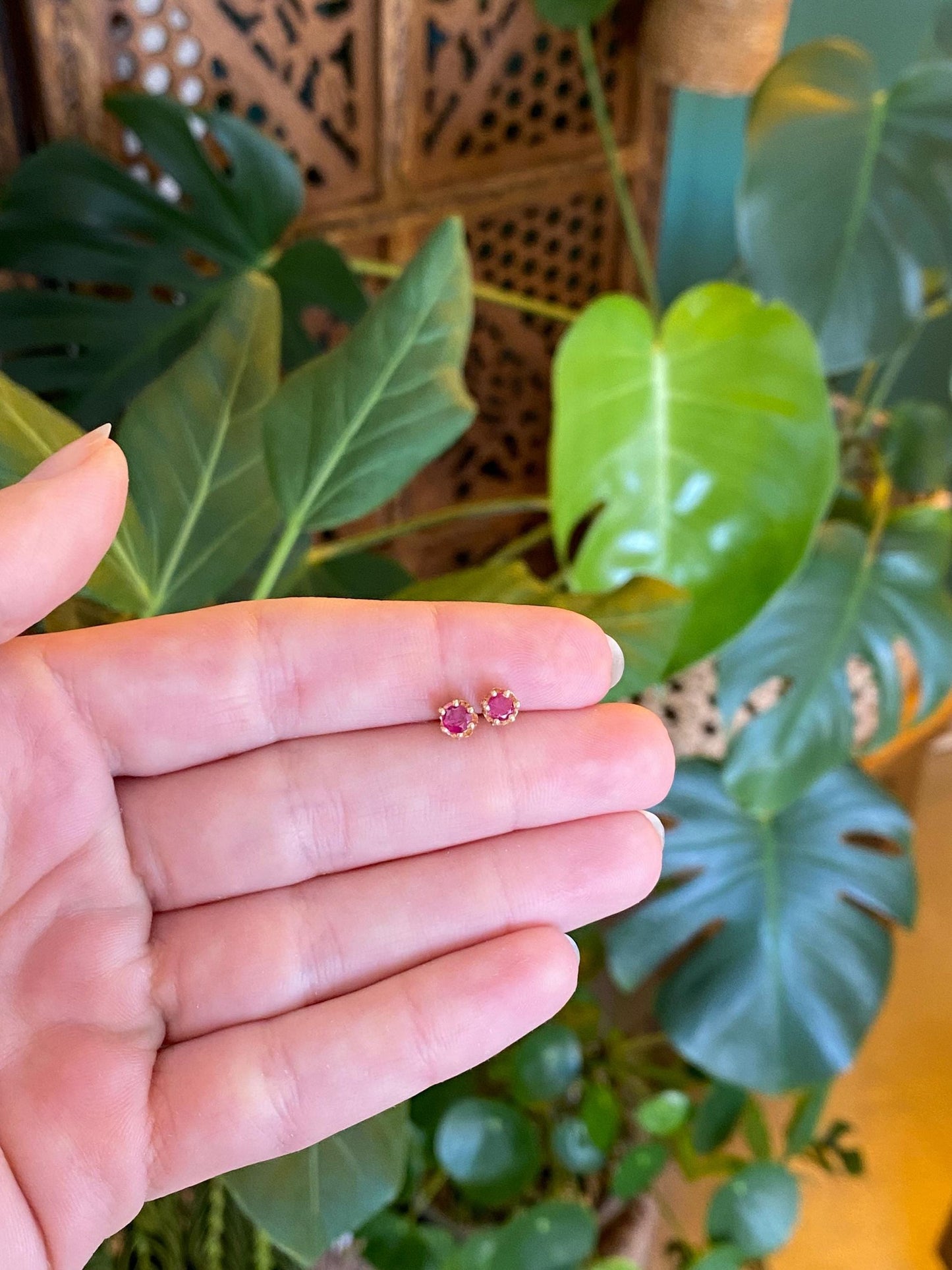 Vintage Solid 14k Yellow Gold Pink Sapphire Stud Earrings
