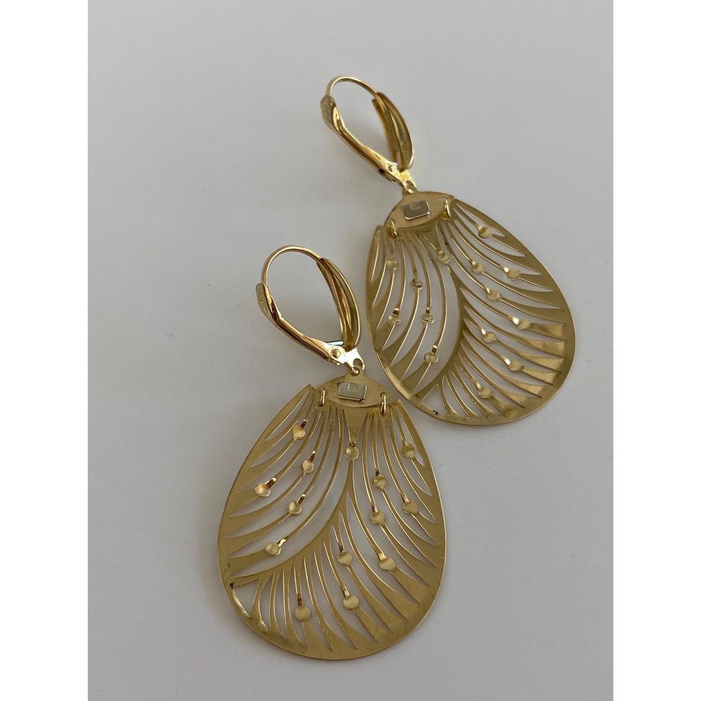 Vintage Solid 18k Yellow Gold Open Work Teardrop Dangle Earrings