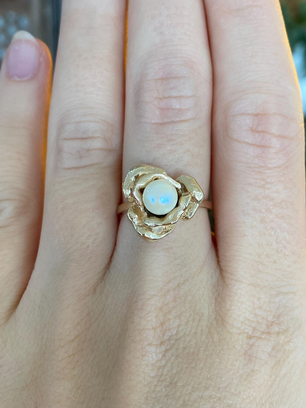 Vintage Solid 14k Yellow Gold Pearl Rose Ring - Size 6.75