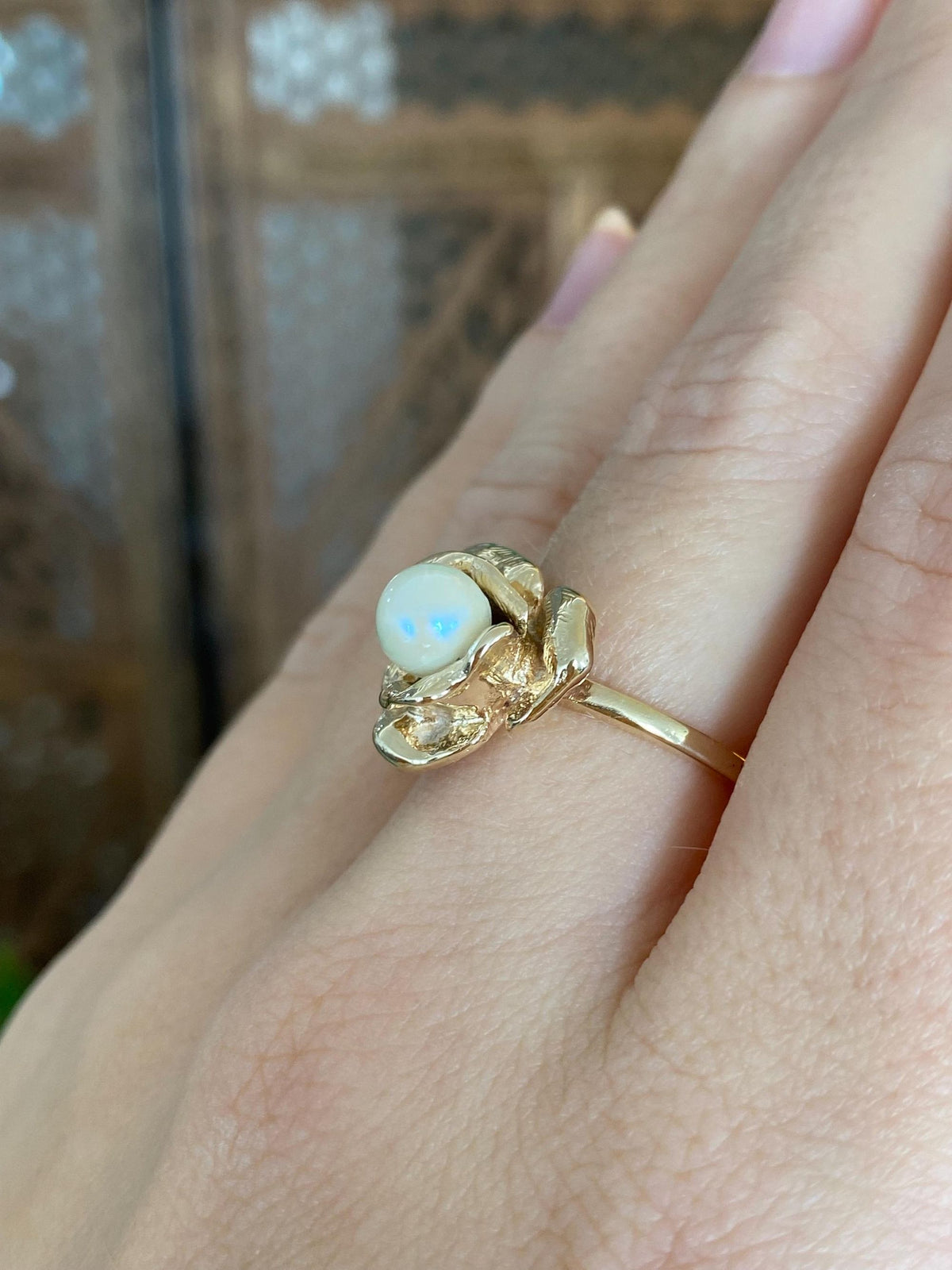 Vintage Solid 14k Yellow Gold Pearl Rose Ring - Size 6.75
