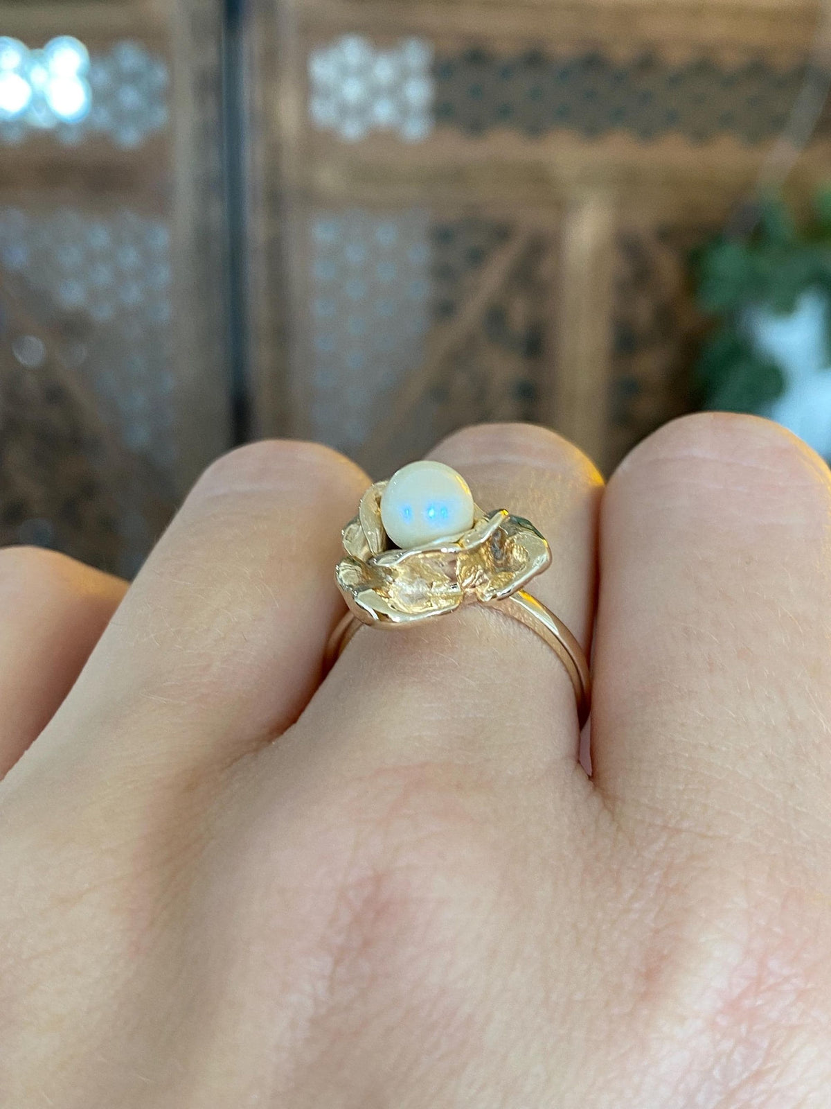 Vintage Solid 14k Yellow Gold Pearl Rose Ring - Size 6.75