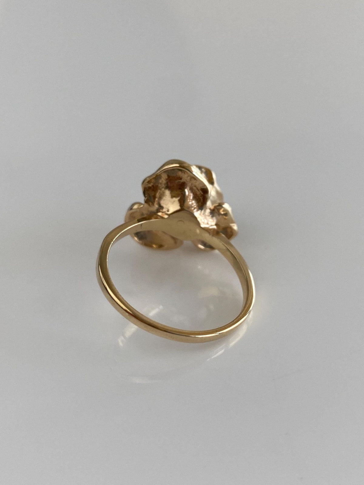 Vintage Solid 14k Yellow Gold Pearl Rose Ring - Size 6.75