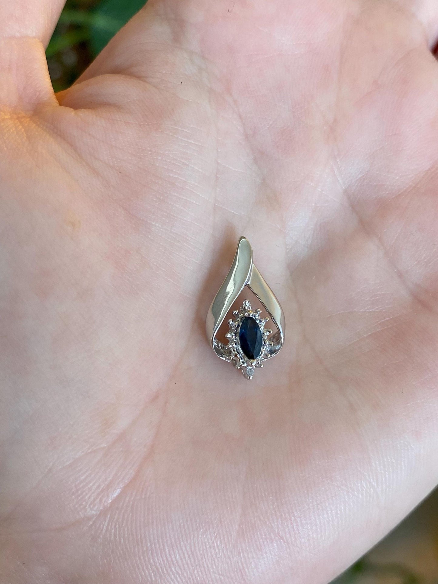 Vintage Solid 14k White Gold Diamond Halo Blue Sapphire Charm