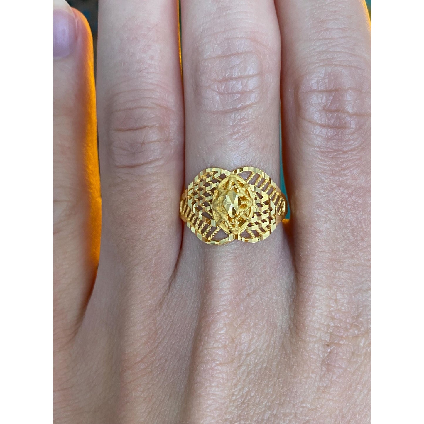 Solid 21k Yellow Gold Diamond Cut Ring - Size 7.25