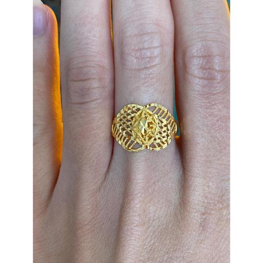 Solid 21k Yellow Gold Diamond Cut Ring - Size 7.25