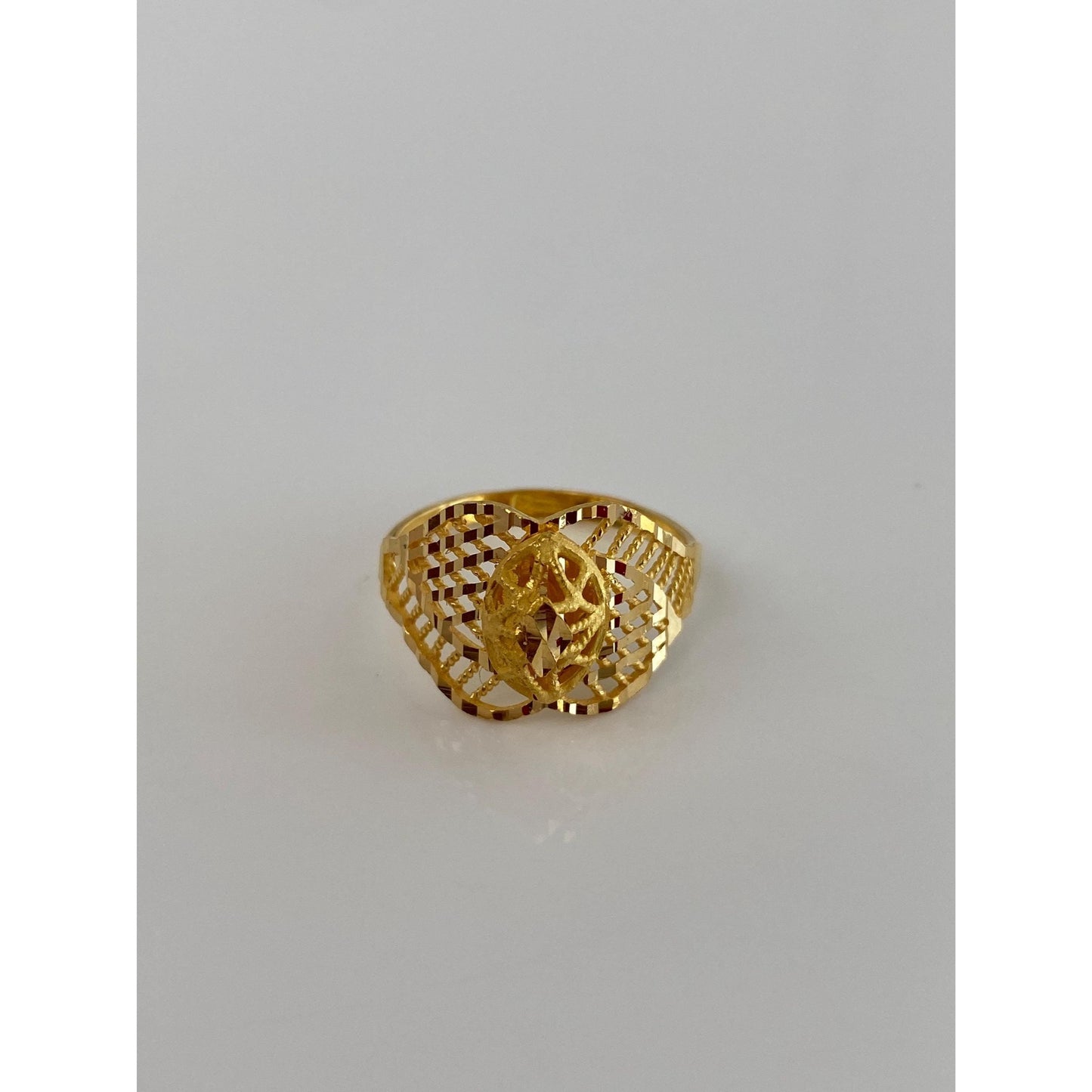 Solid 21k Yellow Gold Diamond Cut Ring - Size 7.25