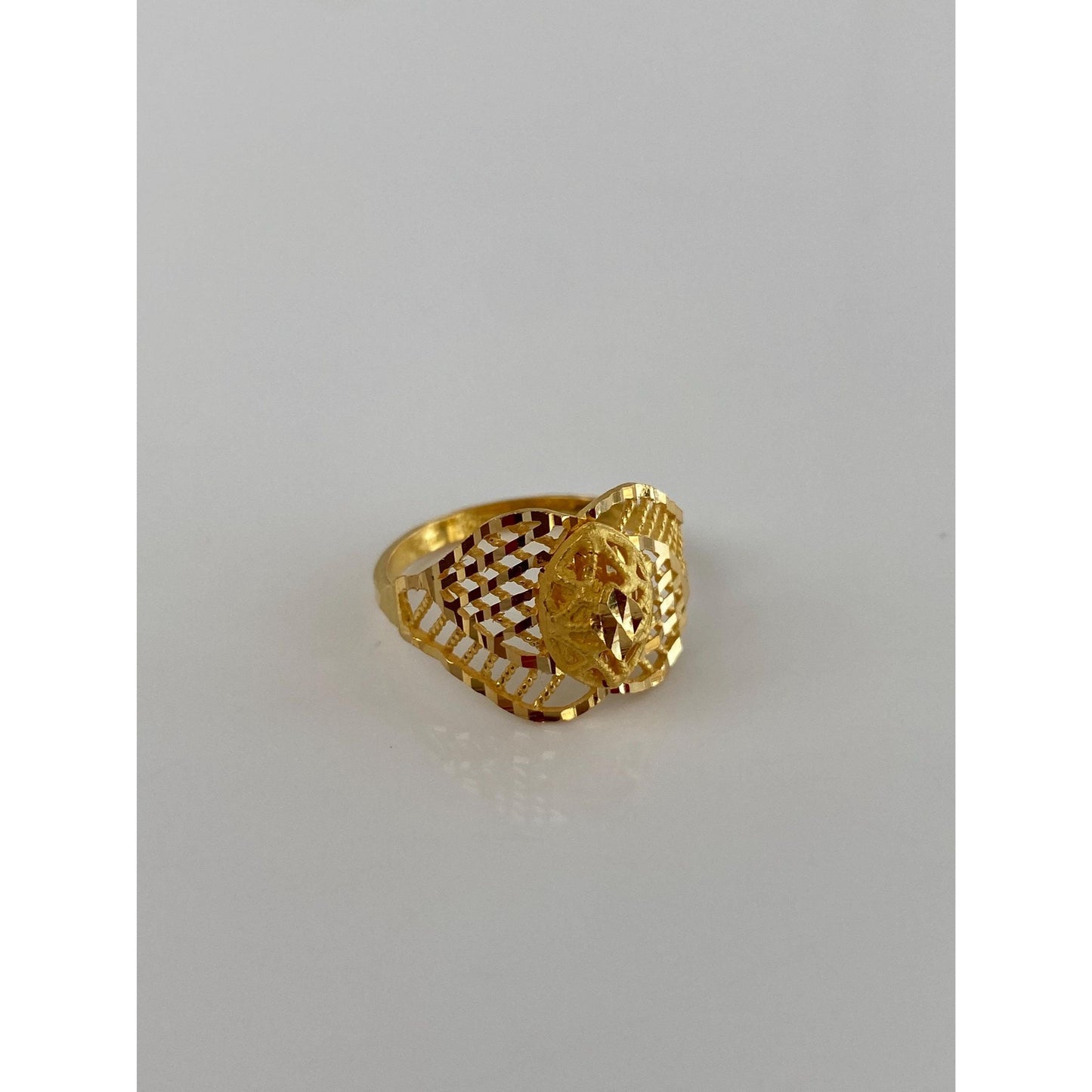Solid 21k Yellow Gold Diamond Cut Ring - Size 7.25