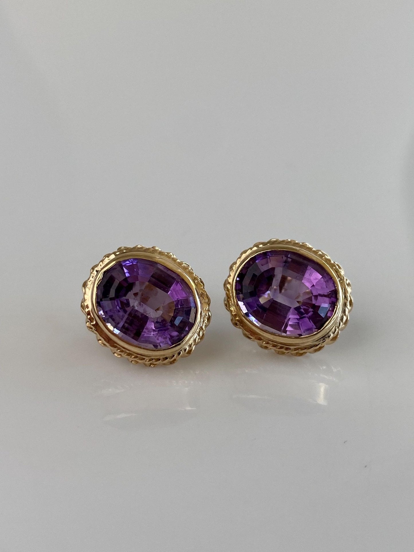 Vintage Solid 14k Yellow Gold Amethyst Stud Earrings
