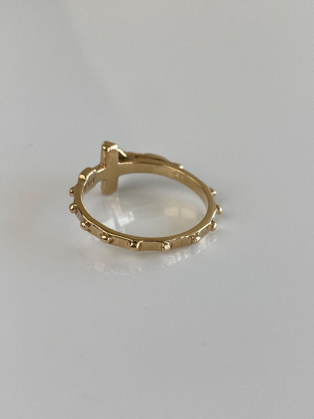 Vintage Solid 10k Yellow Gold Crucifix Cross Ring - Size 7.5