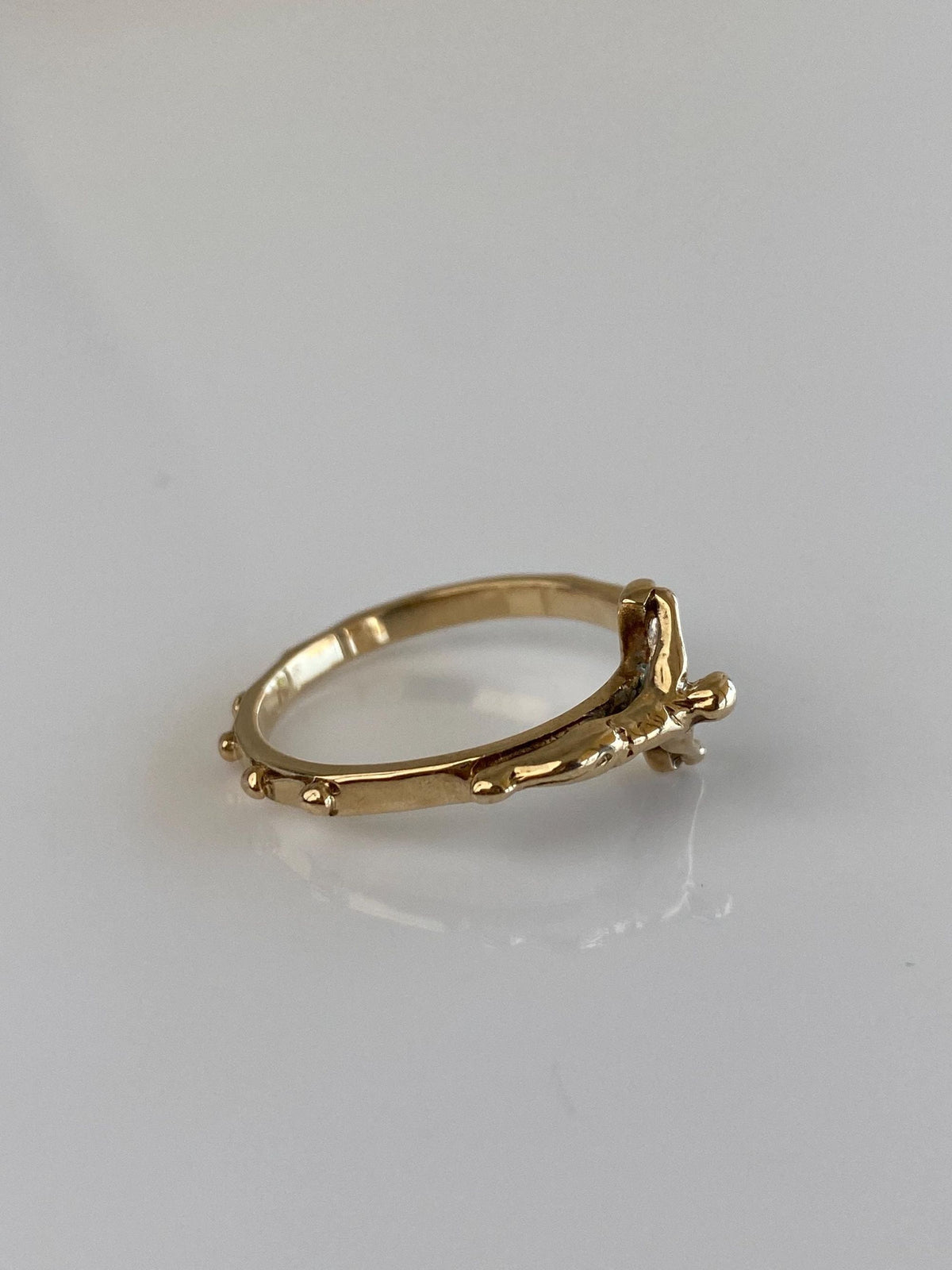 Vintage Solid 10k Yellow Gold Crucifix Cross Ring - Size 7.5