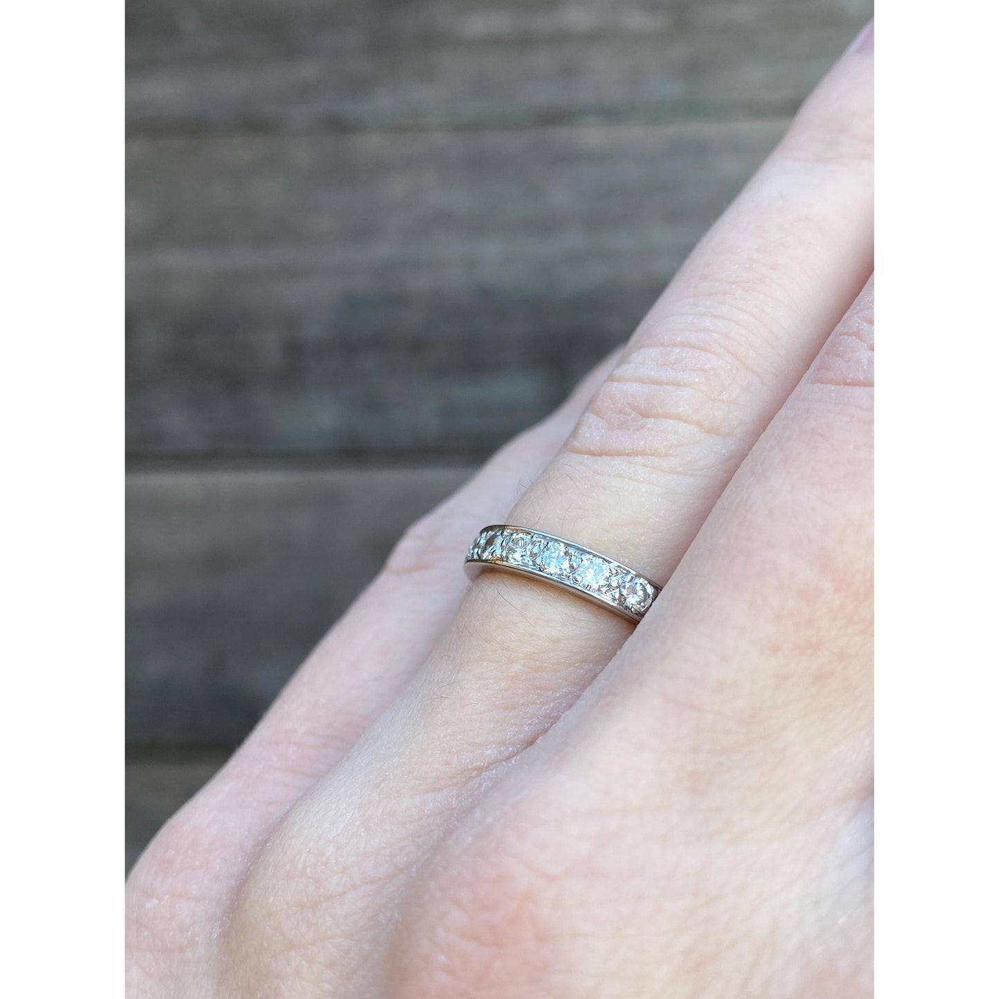 Vintage Solid 18k White Gold Diamond Ring Band - Size 4.25