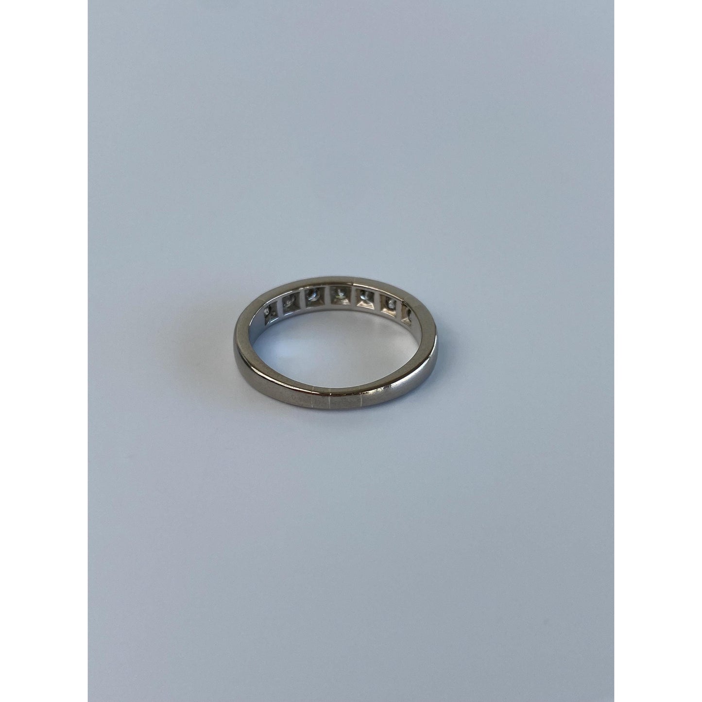 Vintage Solid 18k White Gold Diamond Ring Band - Size 4.25