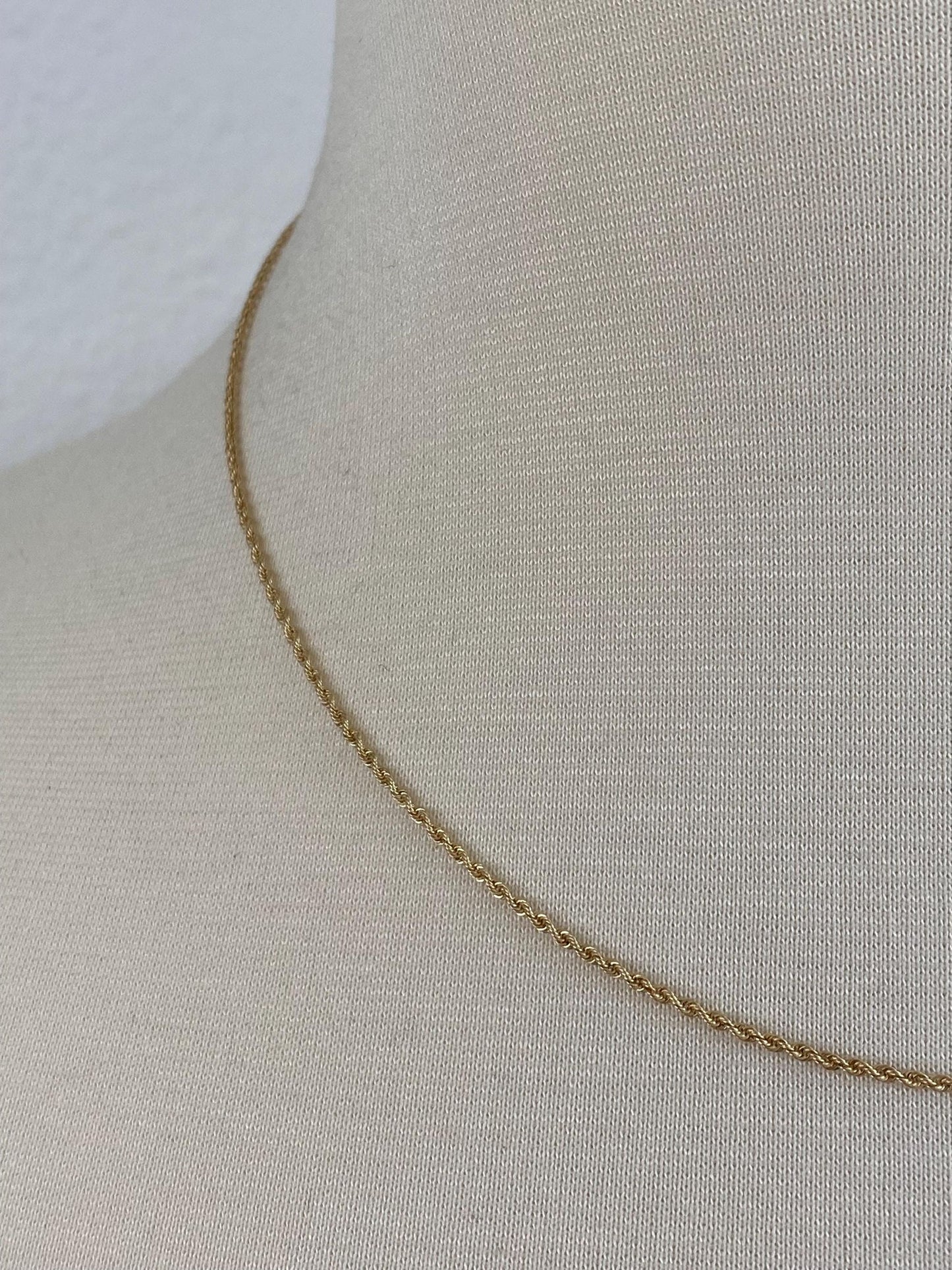 Vintage Solid 14k Yellow Gold Slim Rope Chain Necklace - 18 inches