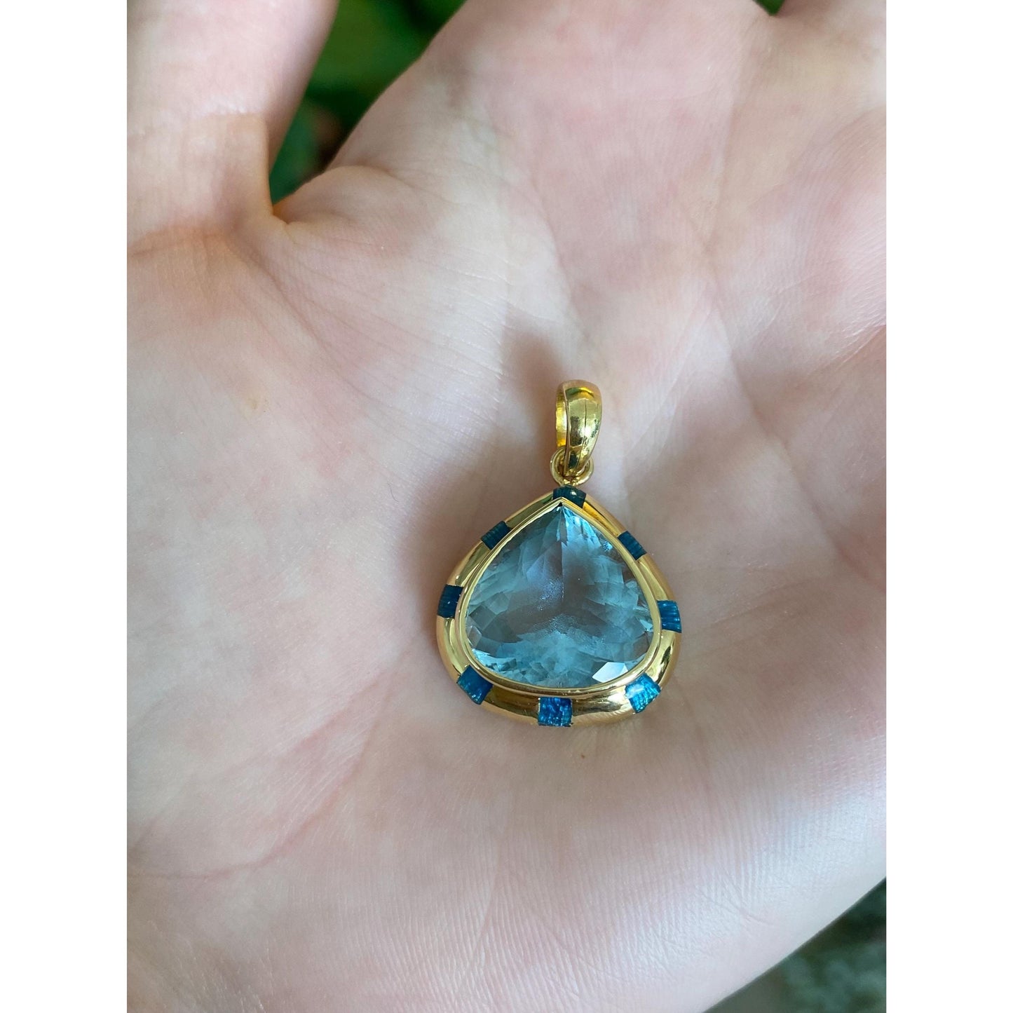 Vintage Solid 18k Yellow Gold Blue Enamel Aquamarine Charm
