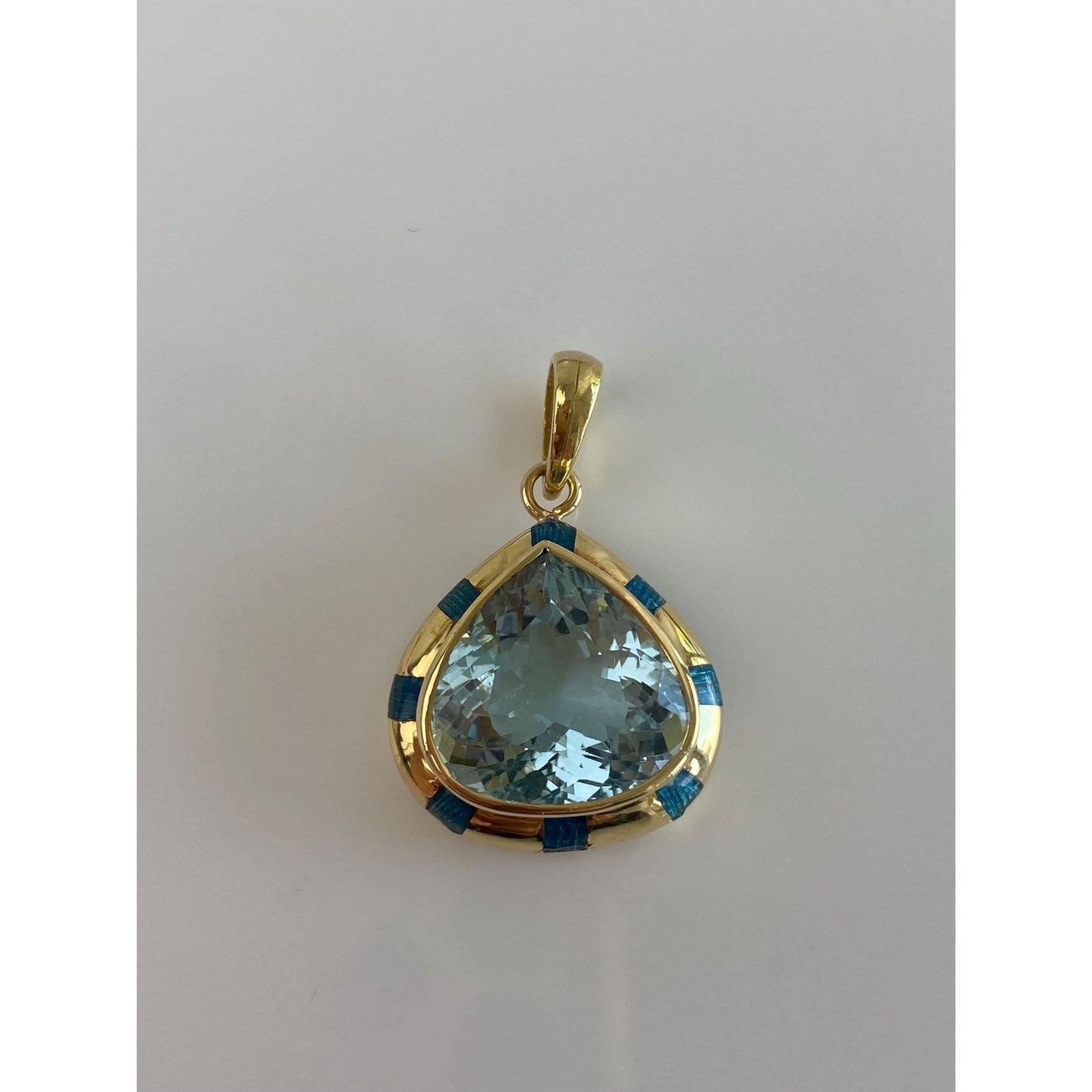 Vintage Solid 18k Yellow Gold Blue Enamel Aquamarine Charm