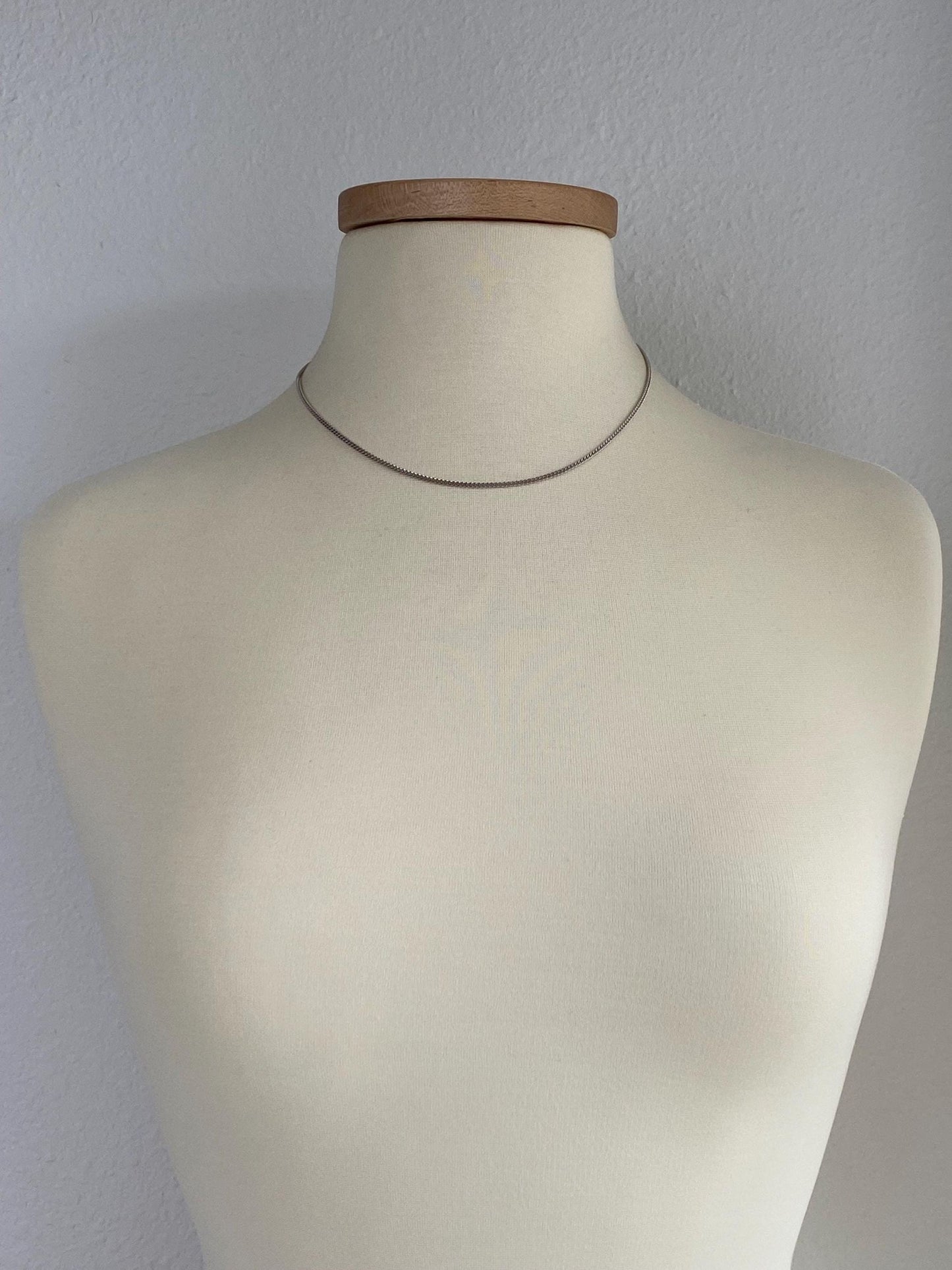 Vintage Solid 10k White Gold Flat Curb Chain Necklace - 17.75 inches