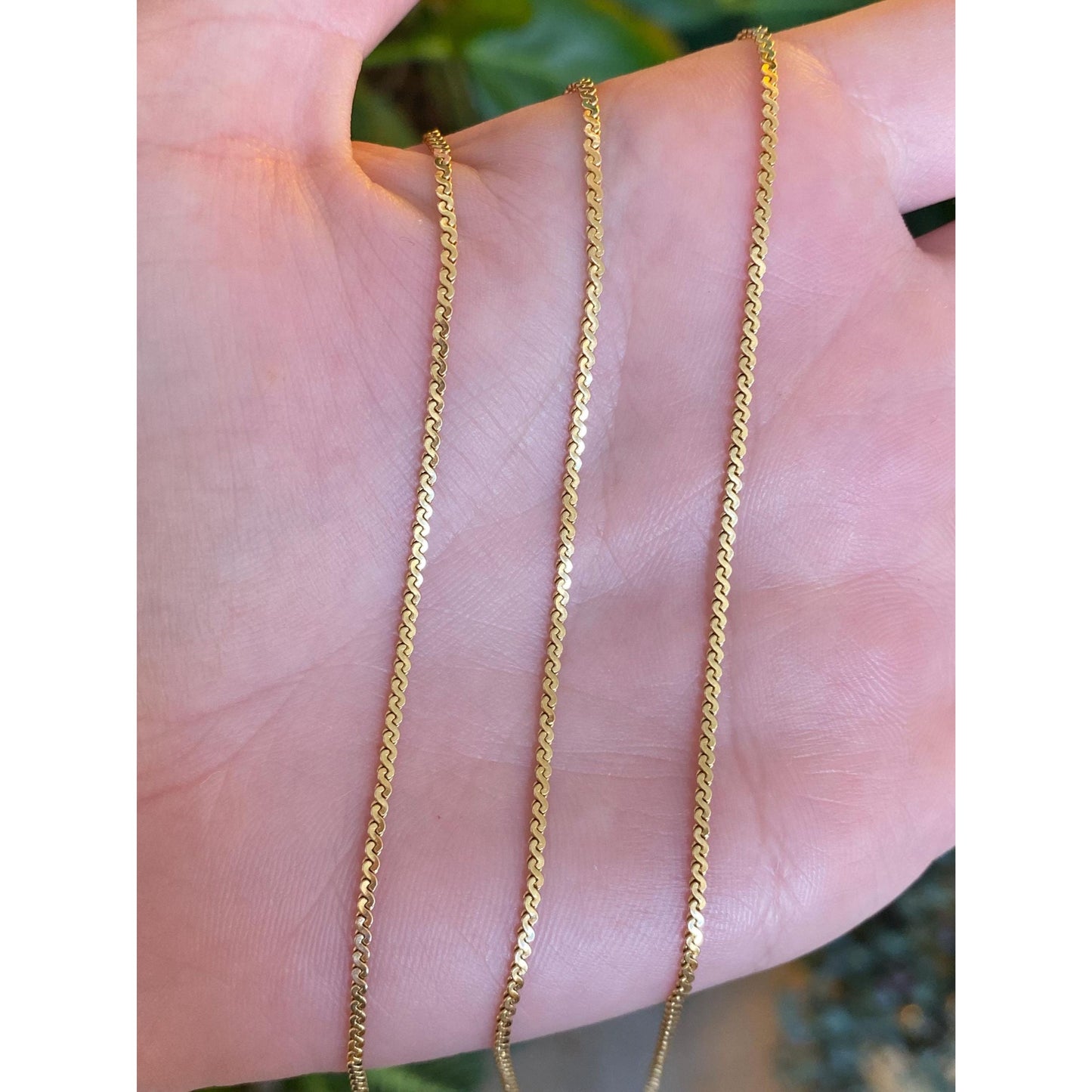 Vintage Solid 18k Yellow Gold Serpentine Chain Necklace - 24.5 inches