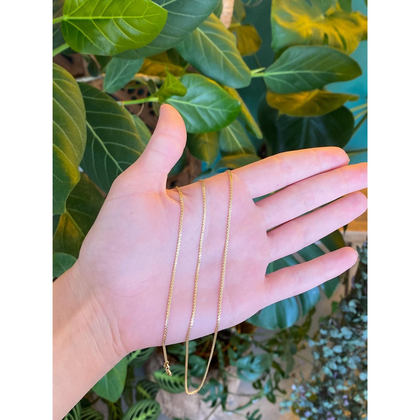 Vintage Solid 18k Yellow Gold Serpentine Chain Necklace - 24.5 inches