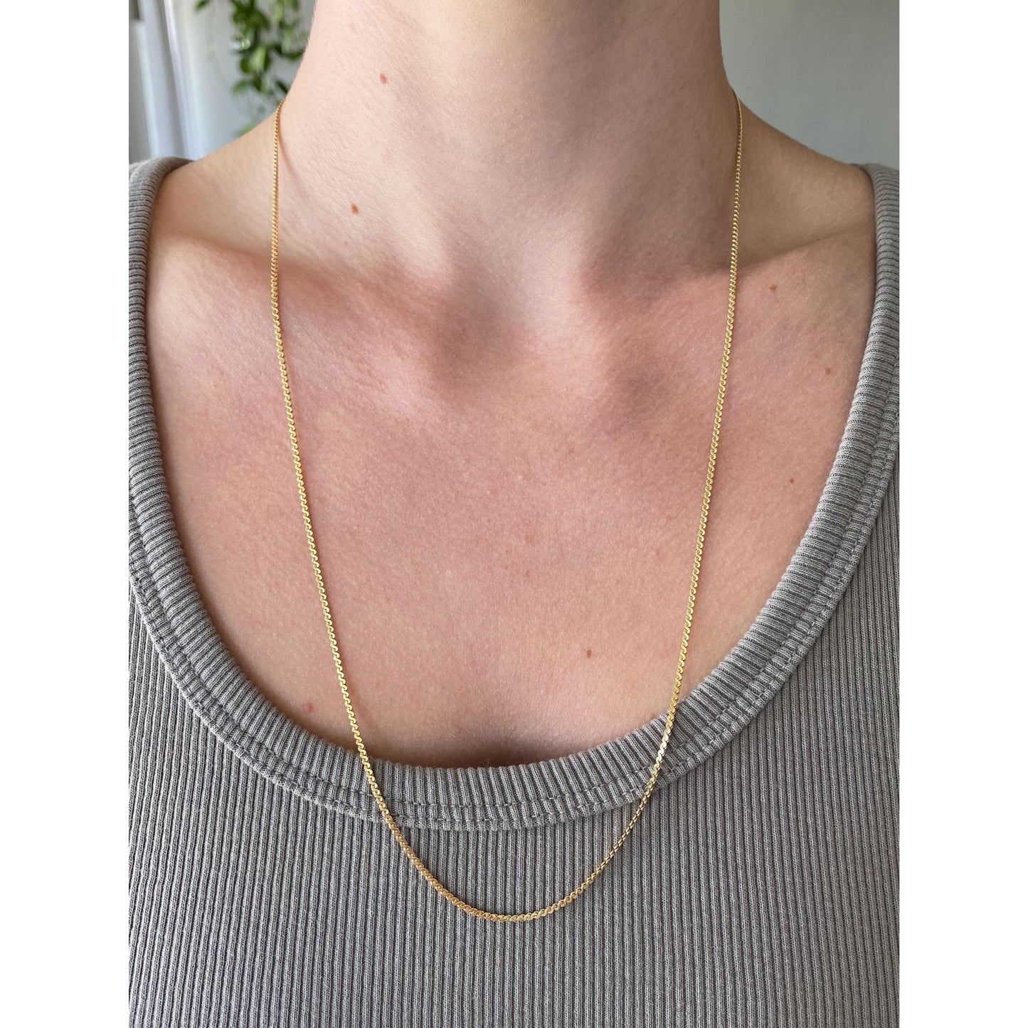 Vintage Solid 18k Yellow Gold Serpentine Chain Necklace - 24.5 inches