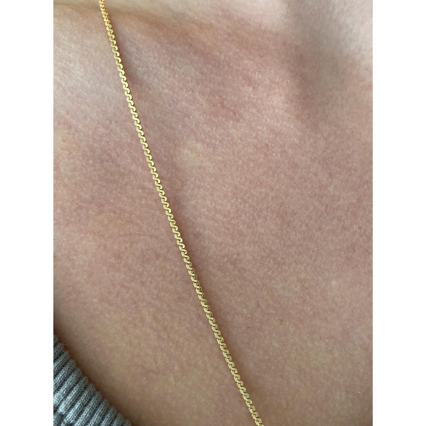 Vintage Solid 18k Yellow Gold Serpentine Chain Necklace - 24.5 inches