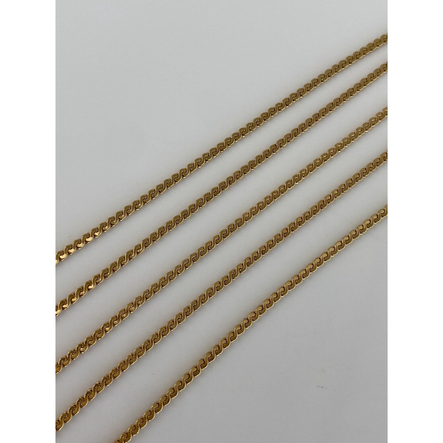 Vintage Solid 18k Yellow Gold Serpentine Chain Necklace - 24.5 inches