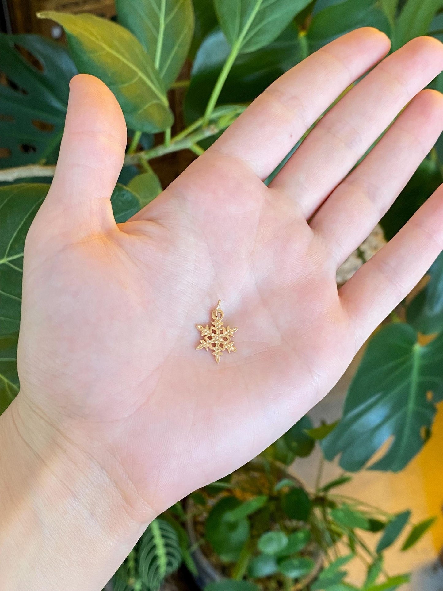 Vintage Solid 14k Yellow Gold Snowflake Charm