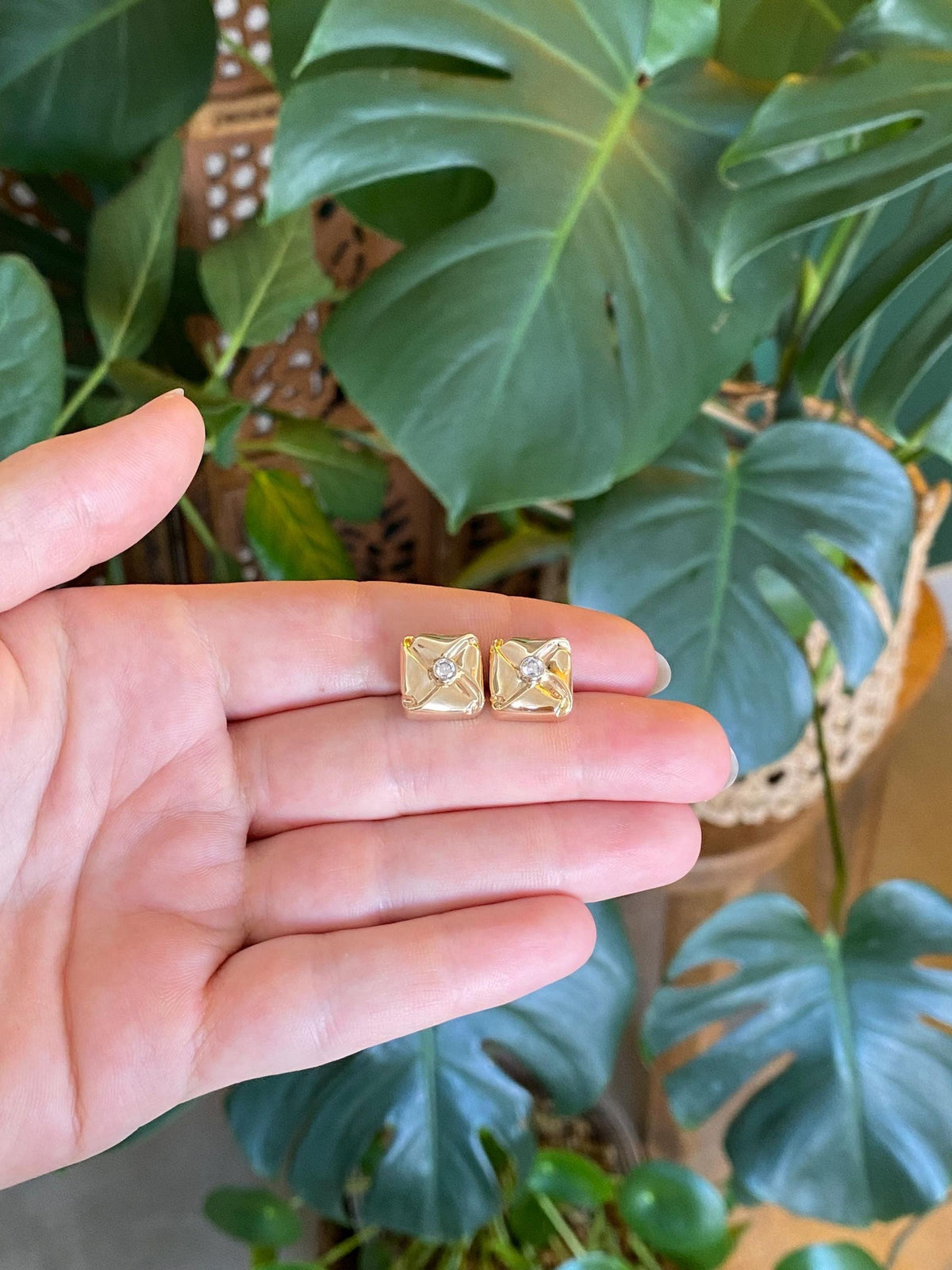 Vintage Solid 14k Yellow Gold Diamond Folded Box Stud Earrings
