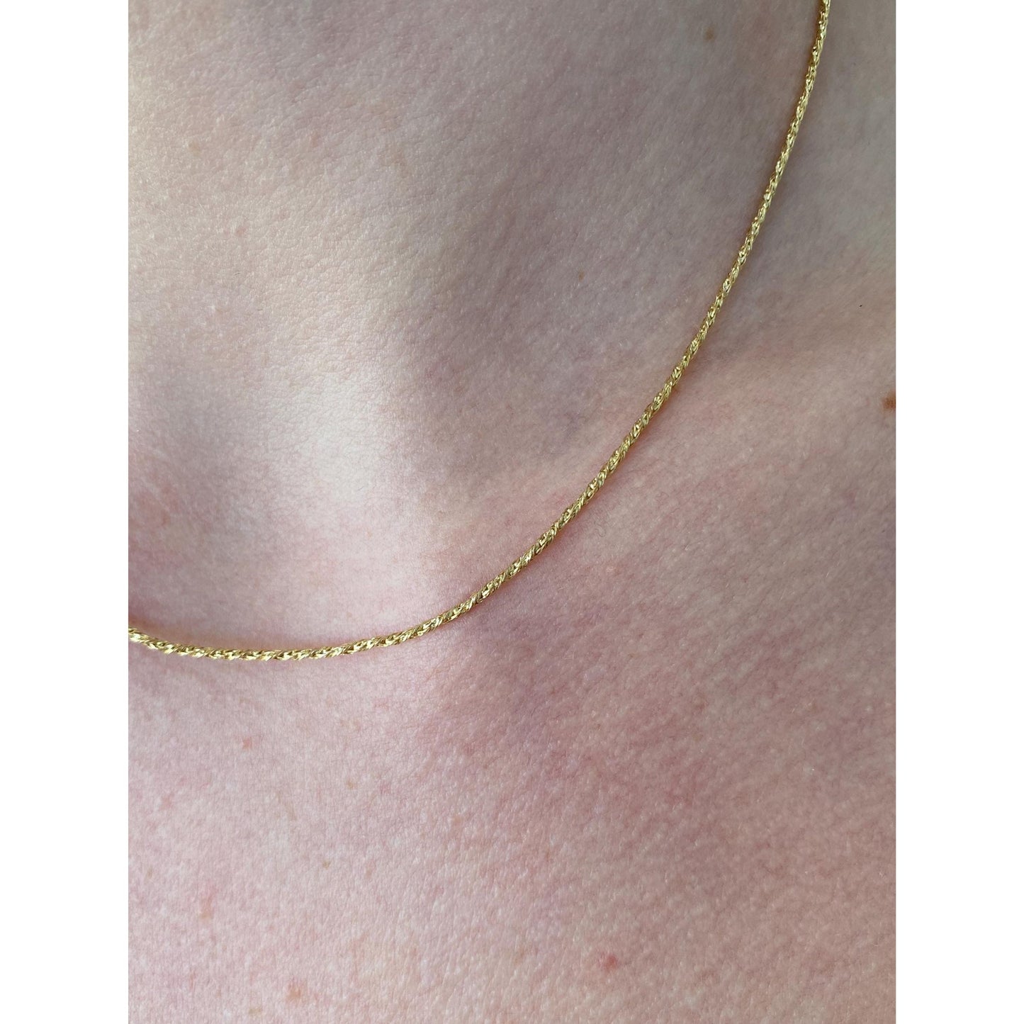 Vintage Solid 14k Yellow Gold Twist Chain Necklace - 16 inches