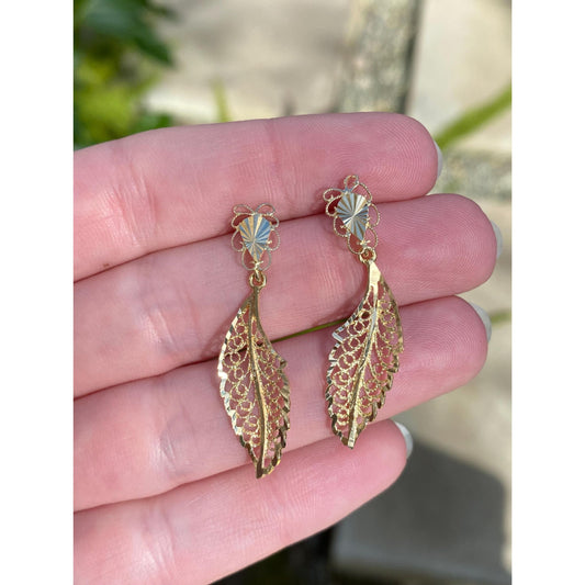 Vintage Solid 18k Yellow Gold Diamond Cut Leaf Dangle Stud Earrings
