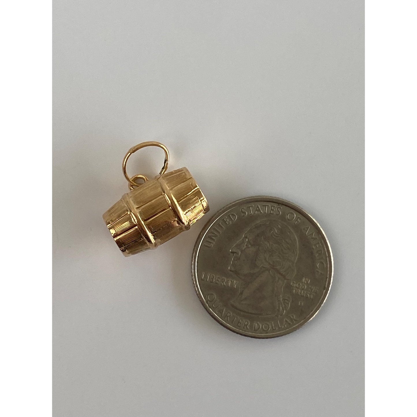 Vintage 18k Yellow Gold Barrel Charm